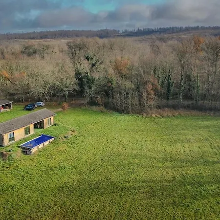 La Maison Des Bois Nyaraló *