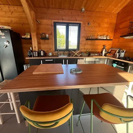 La Maison Des Bois Nyaraló *