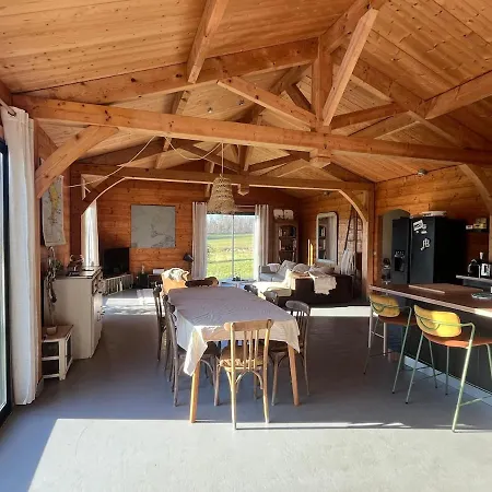 La Maison Des Bois