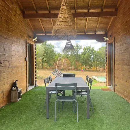 La Maison Des Bois Nyaraló *