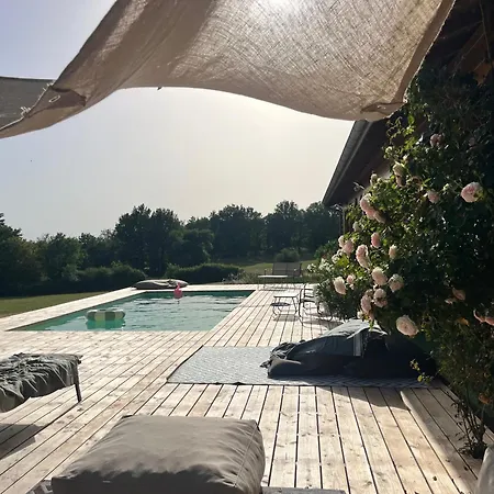 La Maison Des Bois Nyaraló Servanches